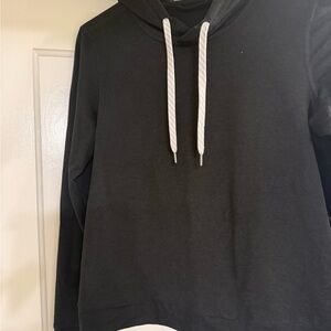 Vuori Navy Hoodie with Light Accents